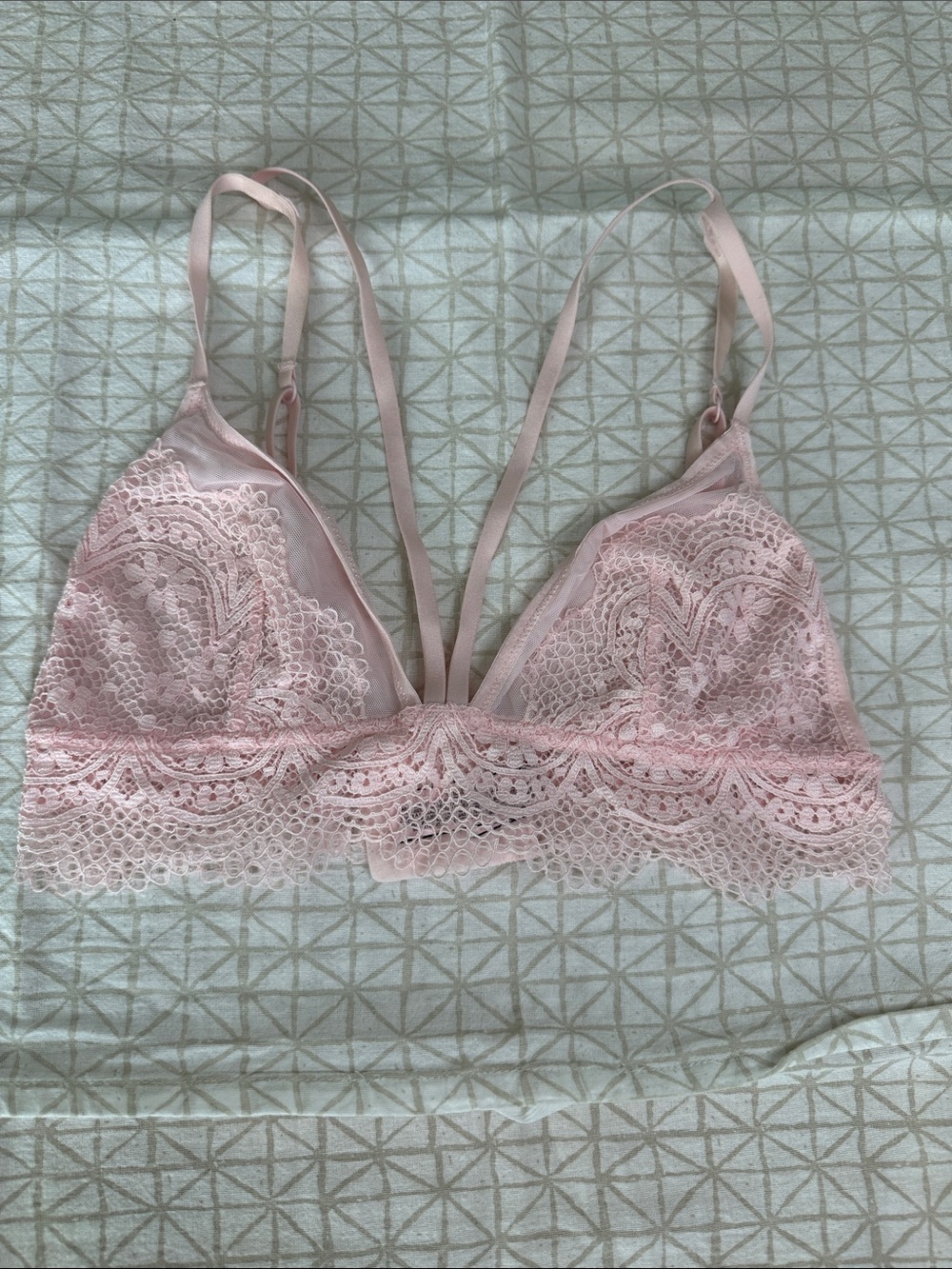 Victoria's Secret Strappy Pink Lace Bralette with Scalloped Trim